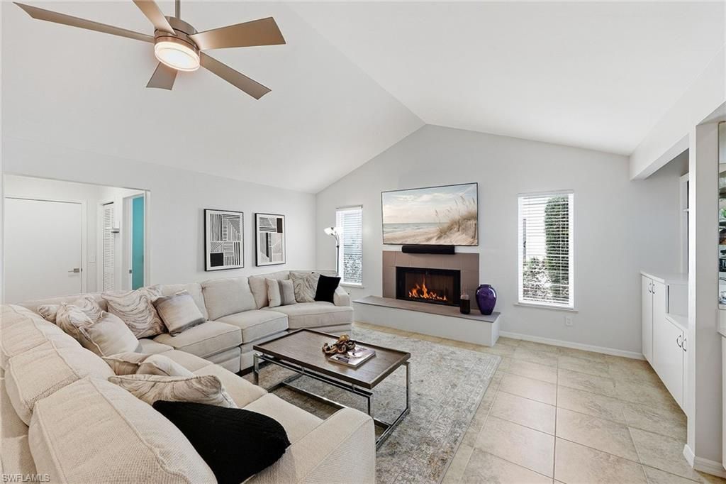 2529 Kings Lake Blvd, Naples, FL 34112 Photo