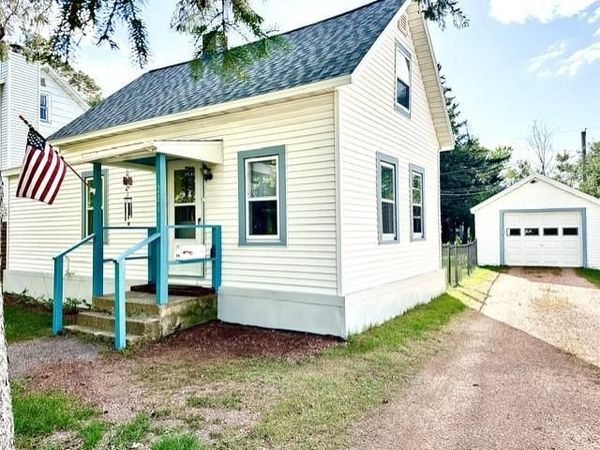 221 17TH STREET NORTH, Wisconsin Rapids, WI 54594