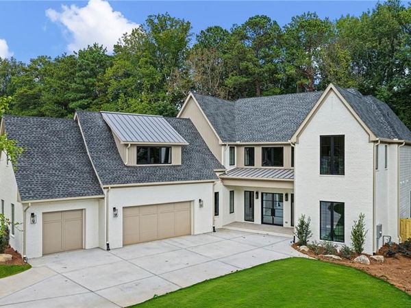 4901 Cambridge Drive, Dunwoody, GA 30338