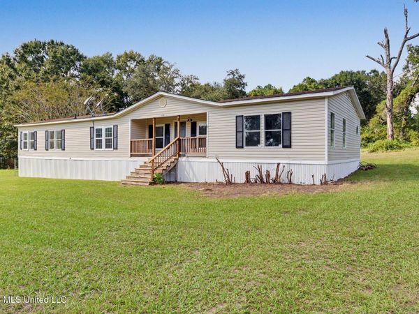 128 Rosewood Lane, Lucedale, MS 39452