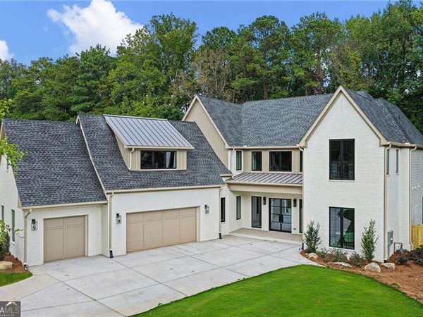 4901 Cambridge Drive, Dunwoody, GA 30338