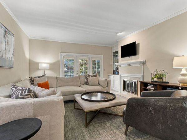 248 Westchase Dr, Nashville, TN 37205