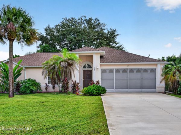 621 Seven Gables Circle SE , Palm Bay, FL 32909