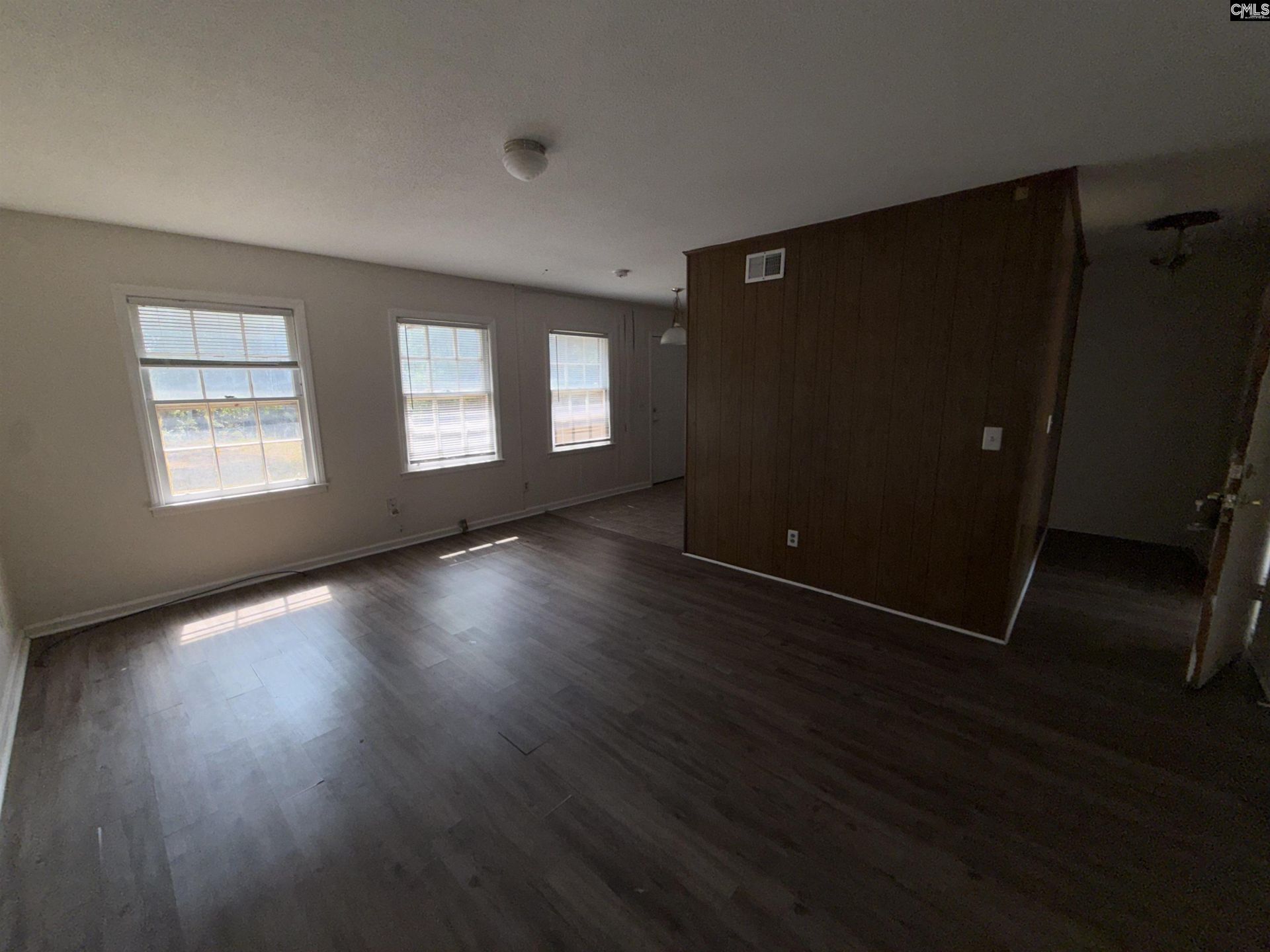 412 Club Road Photo 16