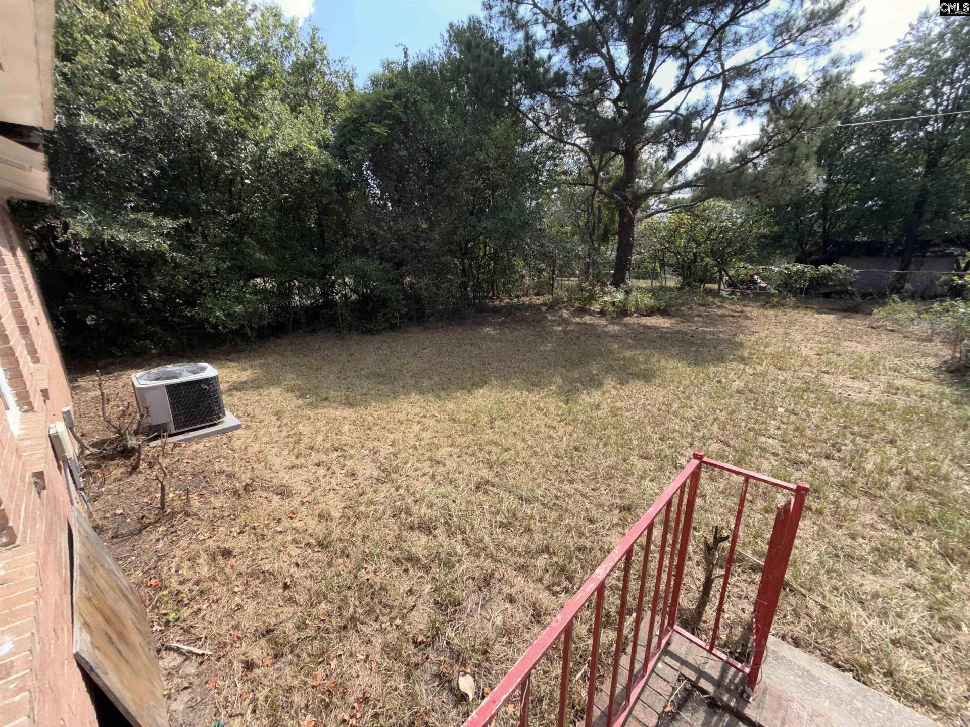 412 Club Road Photo 6
