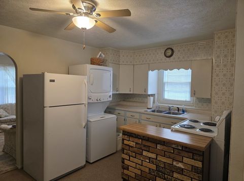 Main Photo