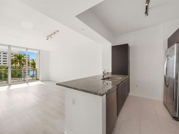 951 Brickell Ave , Unit 1202, Miami, FL 33131