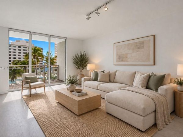951 Brickell Ave , Unit 1202, Miami, FL 33131
