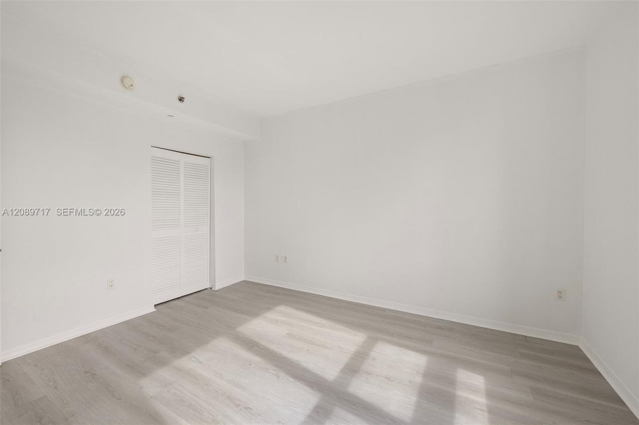 951 Brickell Ave , Unit 1202, Miami, FL 33131 Photo