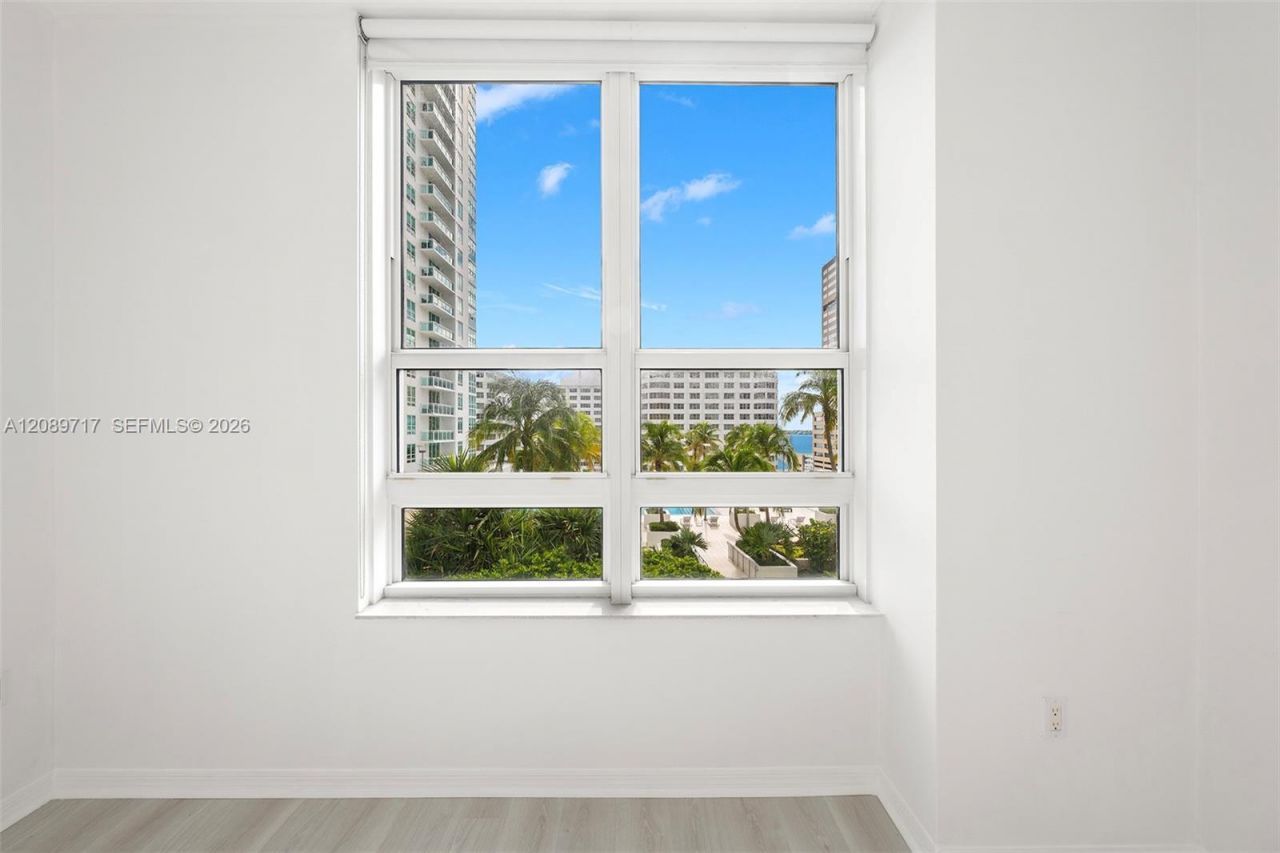 951 Brickell Ave , Unit 1202, Miami, FL 33131 Photo