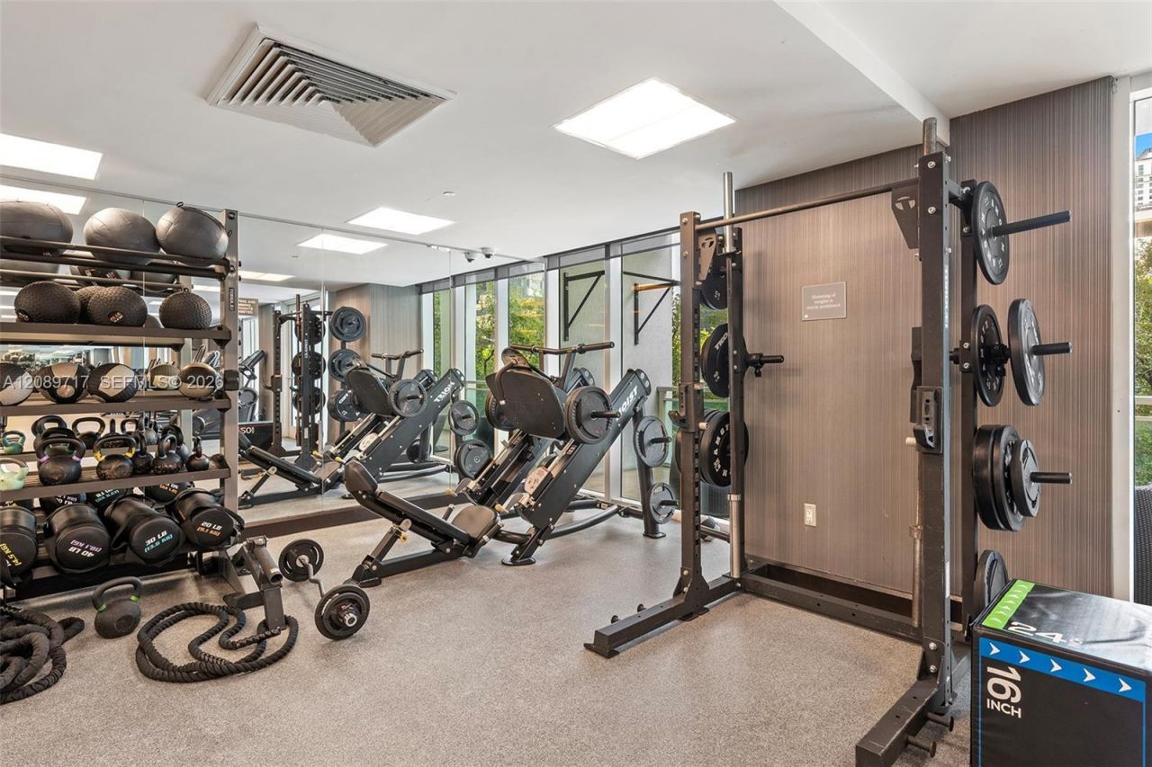 951 Brickell Ave , Unit 1202, Miami, FL 33131 Photo