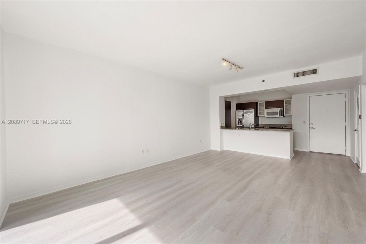 951 Brickell Ave , Unit 1202, Miami, FL 33131 Photo
