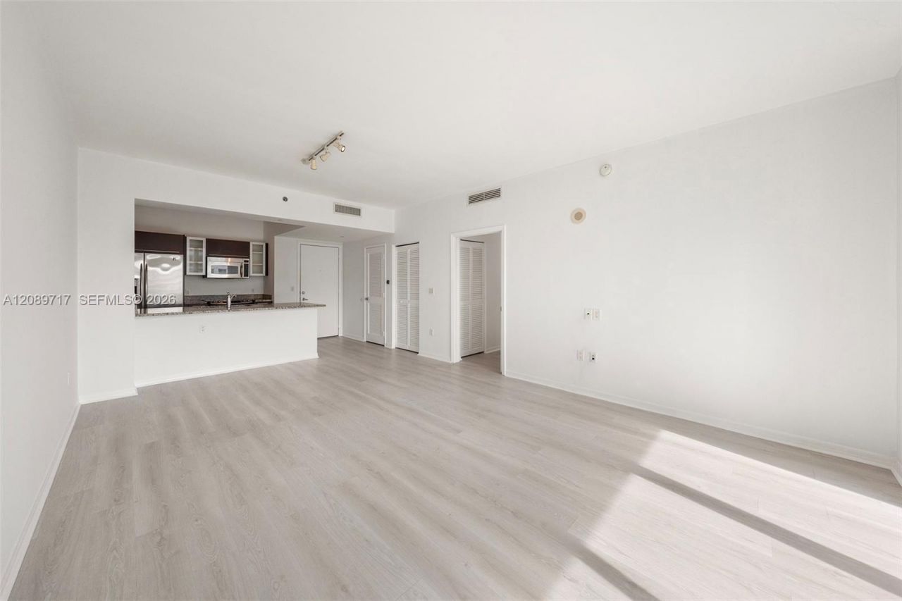 951 Brickell Ave , Unit 1202, Miami, FL 33131 Photo