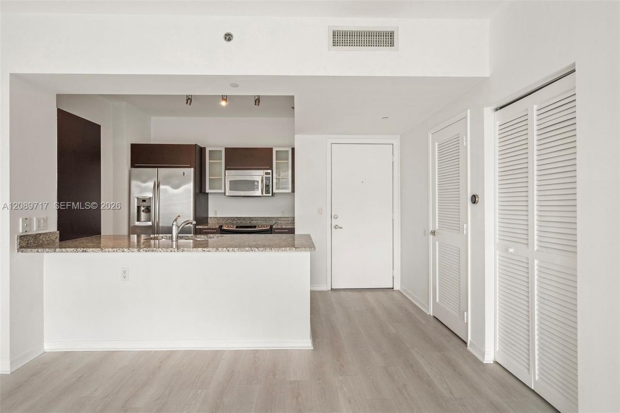 951 Brickell Ave , Unit 1202, Miami, FL 33131 Photo