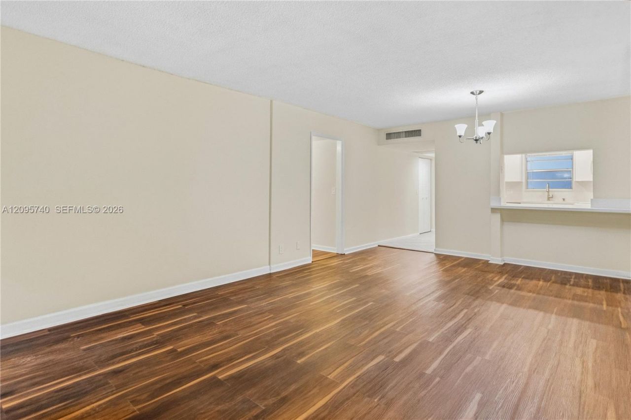 9400 Live Oak Pl , Unit 103, Davie, FL 33324 Photo