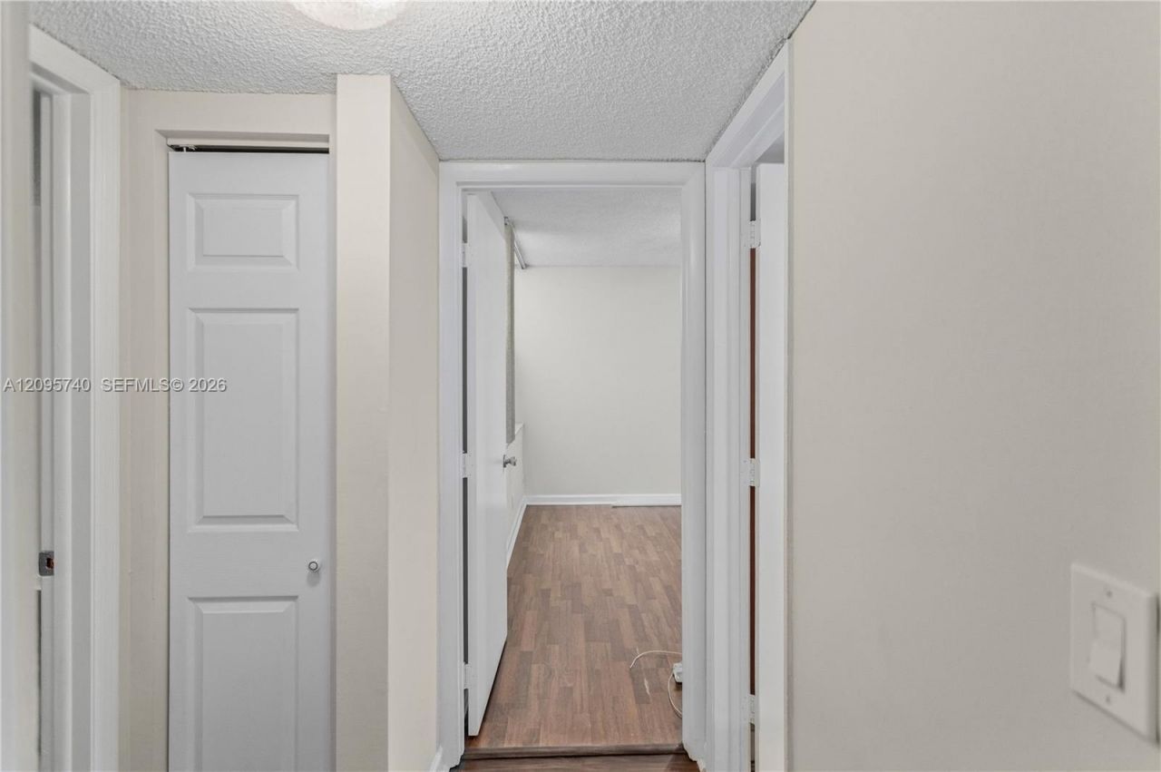 9400 Live Oak Pl , Unit 103, Davie, FL 33324 Photo