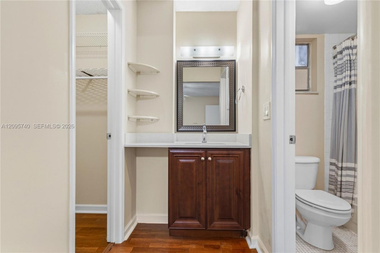 9400 Live Oak Pl , Unit 103, Davie, FL 33324 Photo