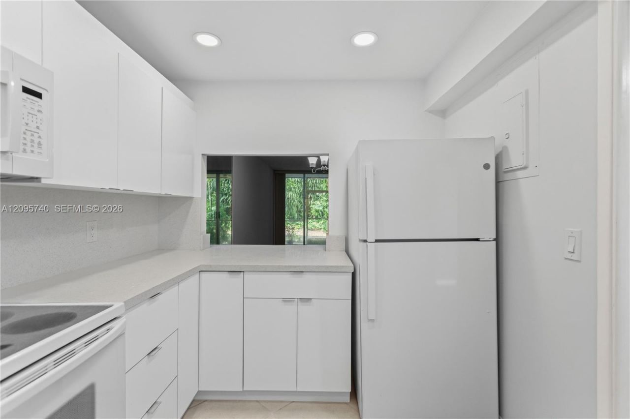 9400 Live Oak Pl , Unit 103, Davie, FL 33324 Photo