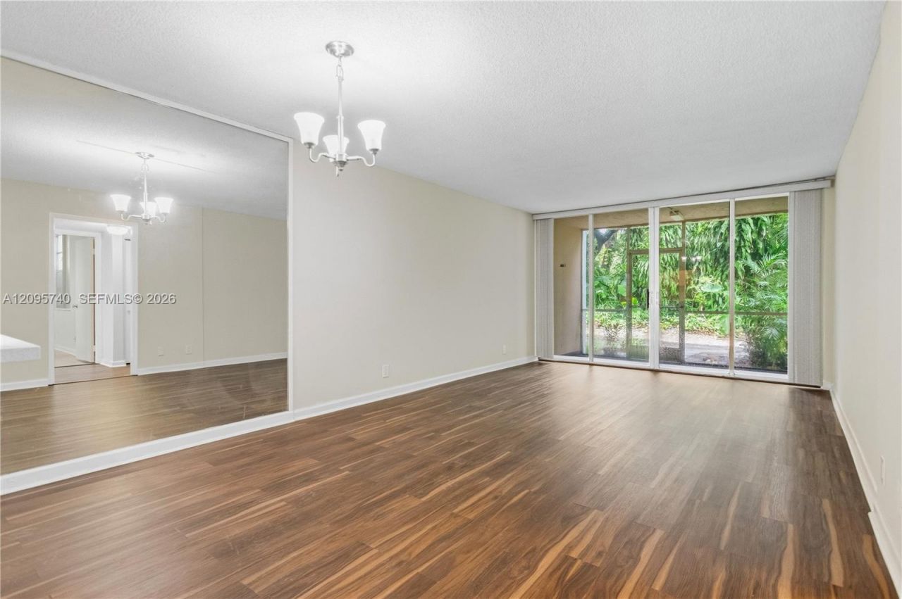 9400 Live Oak Pl , Unit 103, Davie, FL 33324 Photo