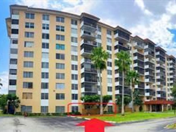 4174 Inverrary Drive, Unit 103, Lauderhill, FL 33319