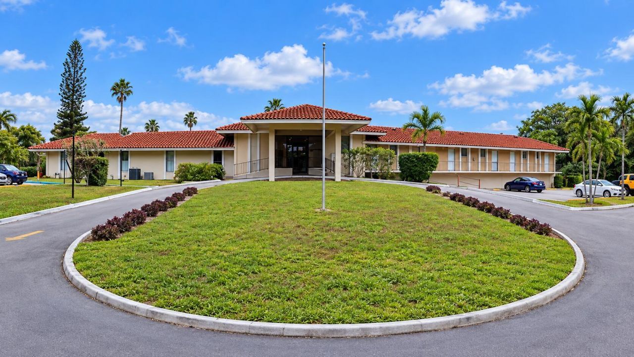 4174 Inverrary Drive, Unit 103, Lauderhill, FL 33319 Photo