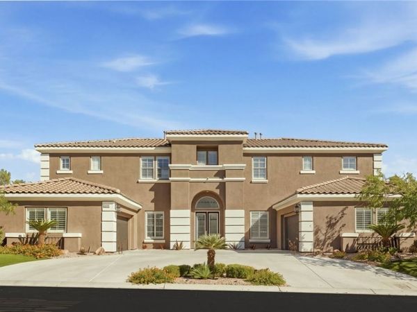 8052 Dark Hollow Place , Las Vegas, NV 89117