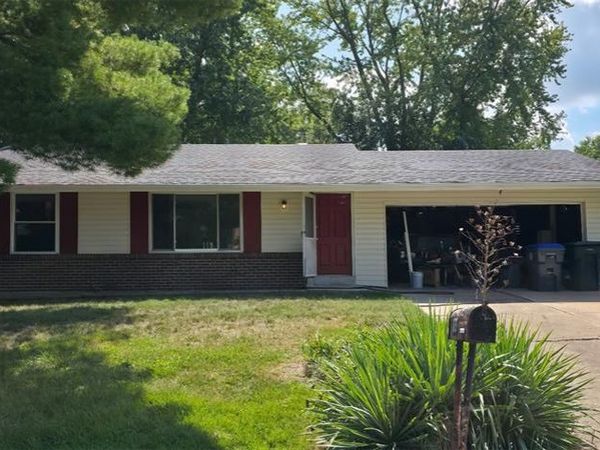 18 Flagstone Lane, Augusta, MO 63376