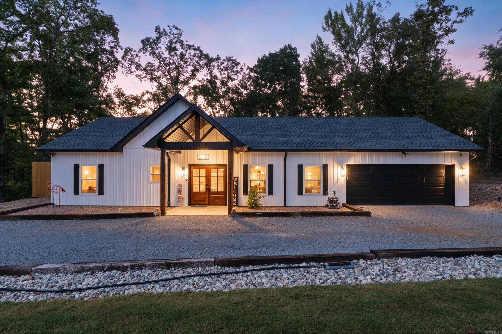 1900 Fox Run Malvern, AR 72104