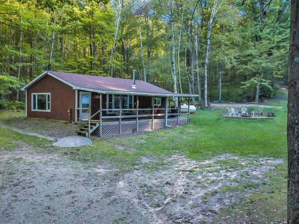 E559 INDIAN VALLEY ROAD, Waupaca, WI 54981