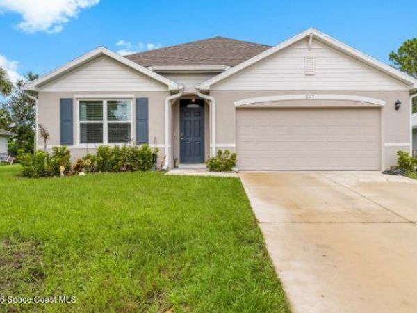 613 Carnival Terrace , Sebastian, FL 32958