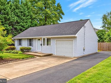 1925 STORM DRIVE, FALLS CHURCH, VA 22043