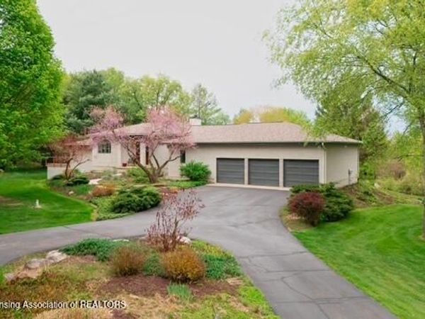 1879 Culver Hill Drive, Williamston, MI 48895