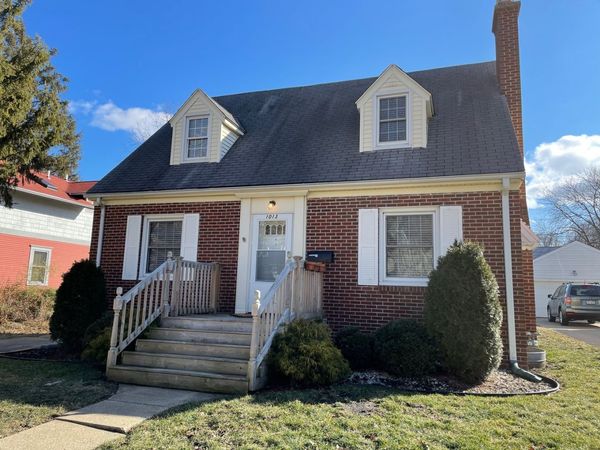 1013 W Daniel Street, Champaign, IL 61821