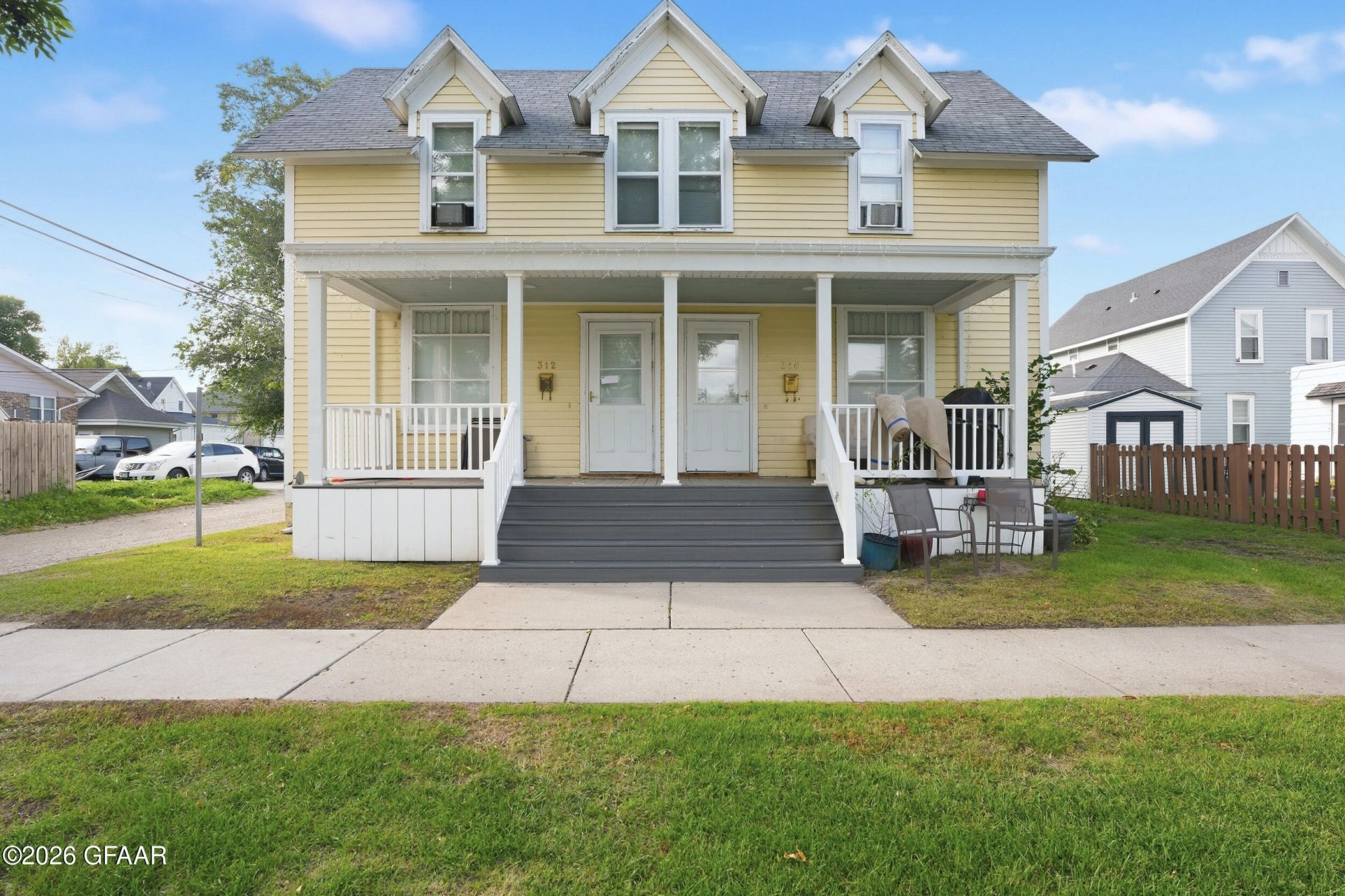 310/312 5TH Avenue N primary photo