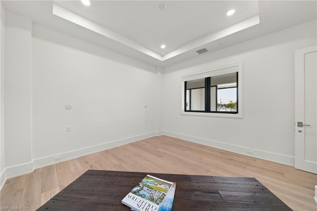 82 9th St S, Unit 205, Naples, FL 34102 Photo