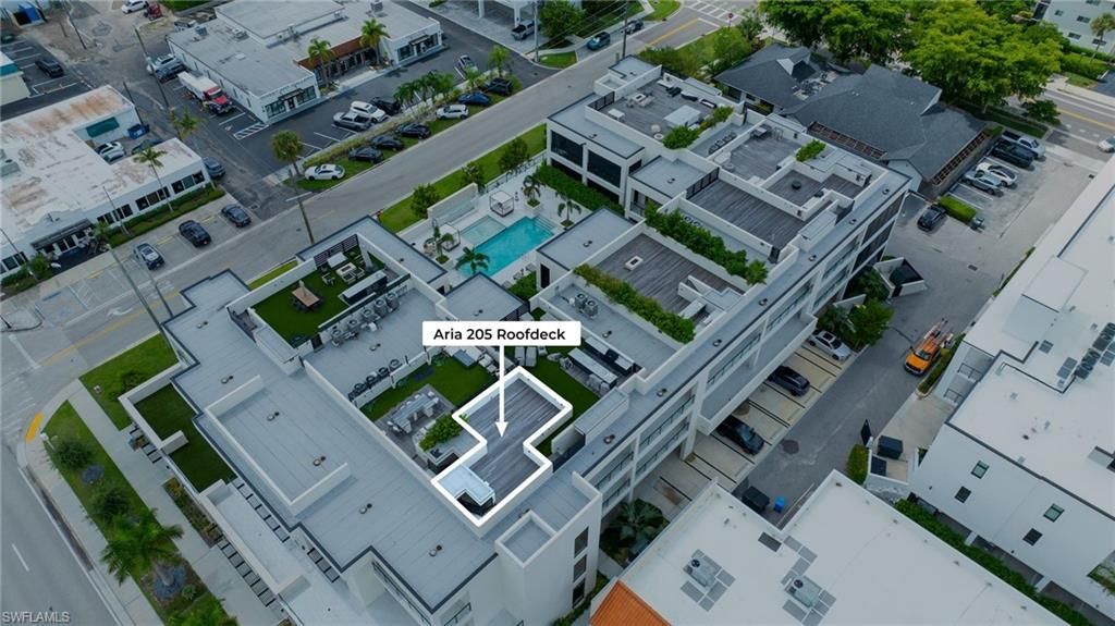82 9th St S, Unit 205, Naples, FL 34102 Photo