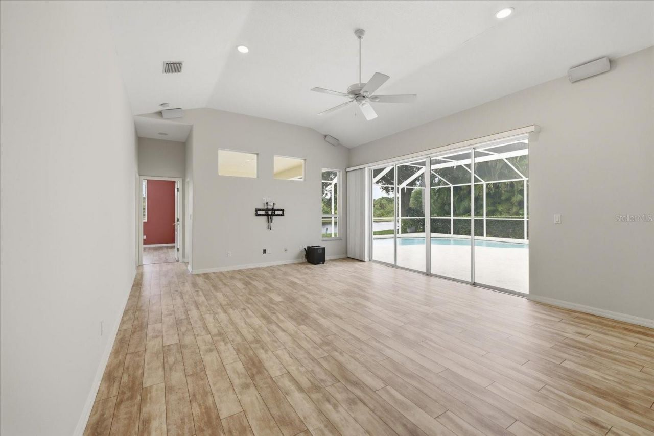 4956 Bridgehampton Boulevard , Sarasota, FL 34238 Photo