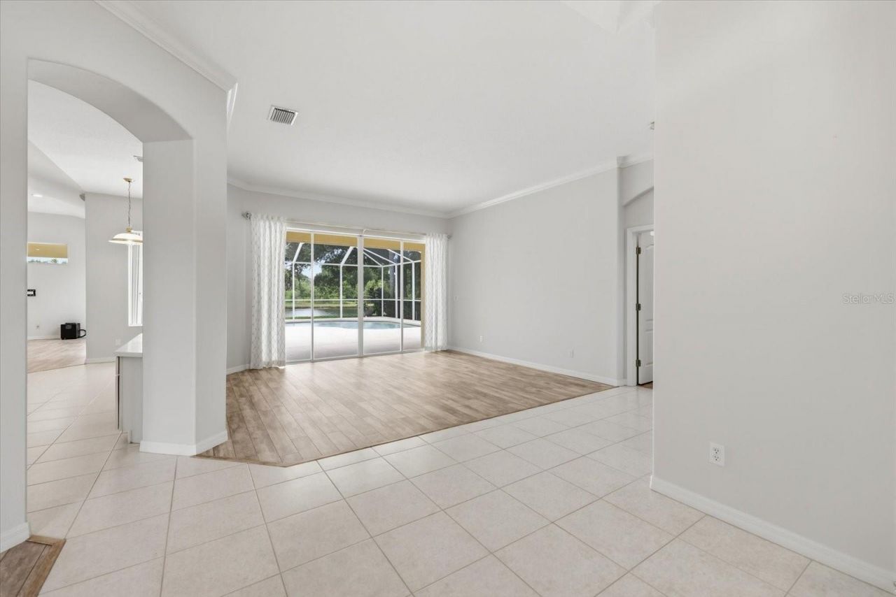 4956 Bridgehampton Boulevard , Sarasota, FL 34238 Photo