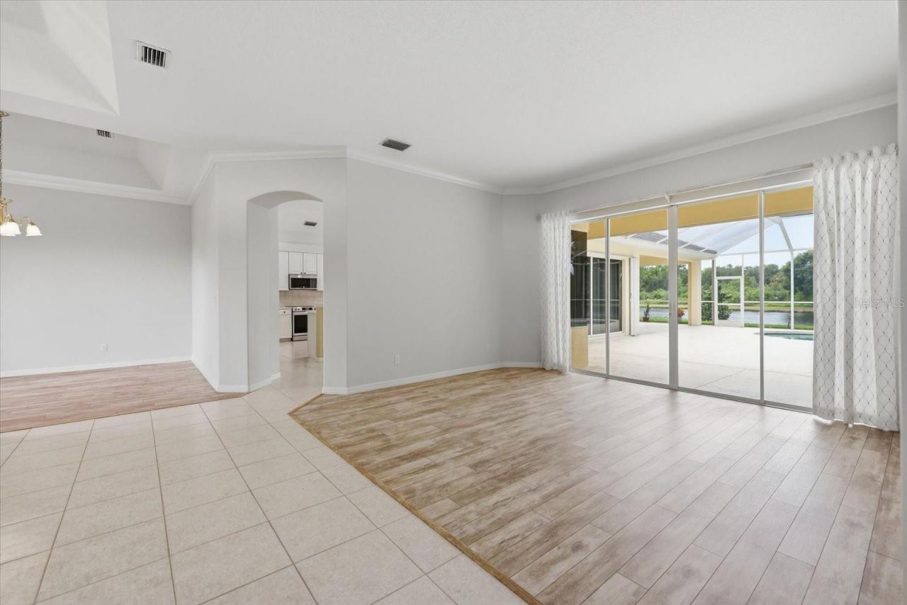 4956 Bridgehampton Boulevard , Sarasota, FL 34238 Photo