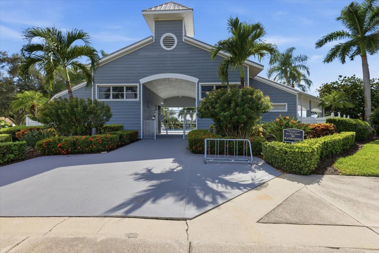 4956 Bridgehampton Boulevard , Sarasota, FL 34238 Photo