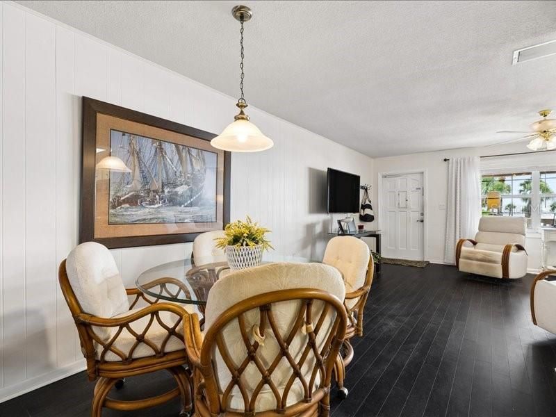650 Pinellas Point Drive S, Unit 240, Saint Petersburg, FL 33705 Photo