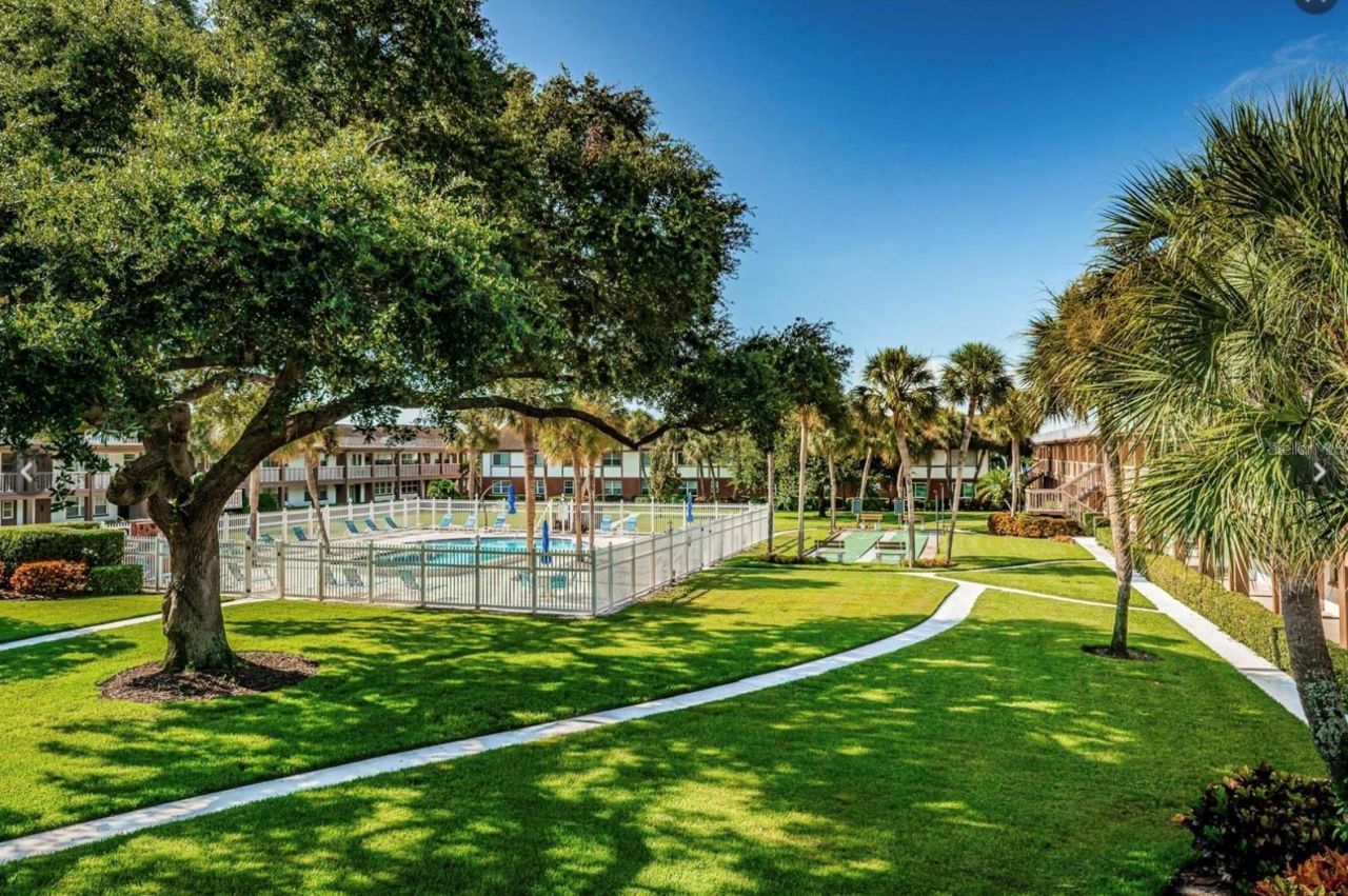 650 Pinellas Point Drive S, Unit 240, Saint Petersburg, FL 33705 Photo