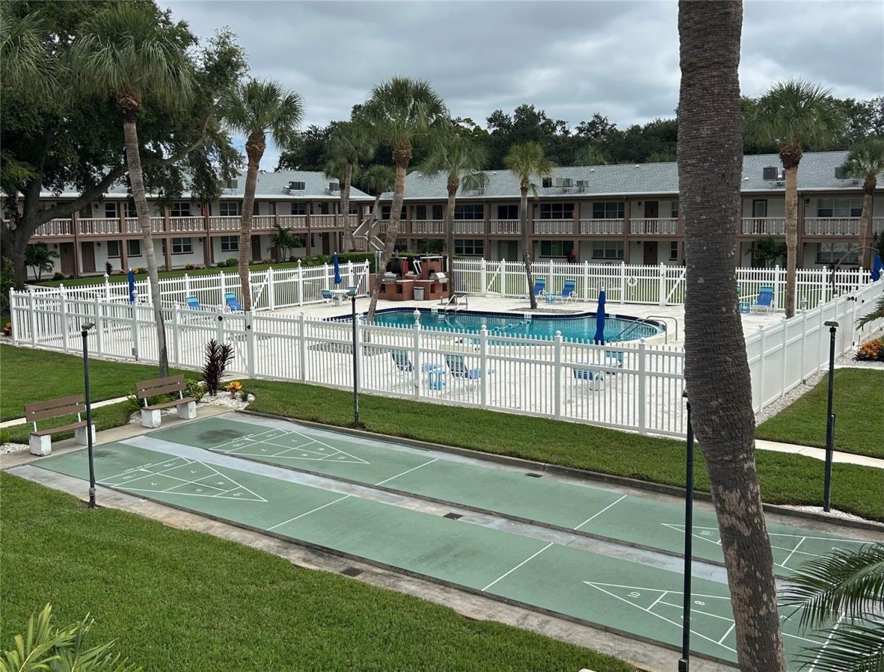 650 Pinellas Point Drive S, Unit 240, Saint Petersburg, FL 33705 Photo