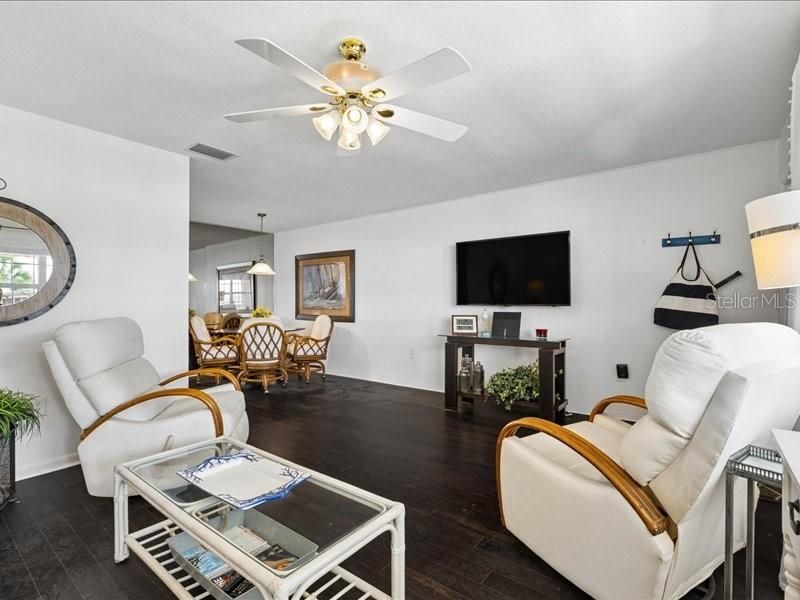 650 Pinellas Point Drive S, Unit 240, Saint Petersburg, FL 33705 Photo