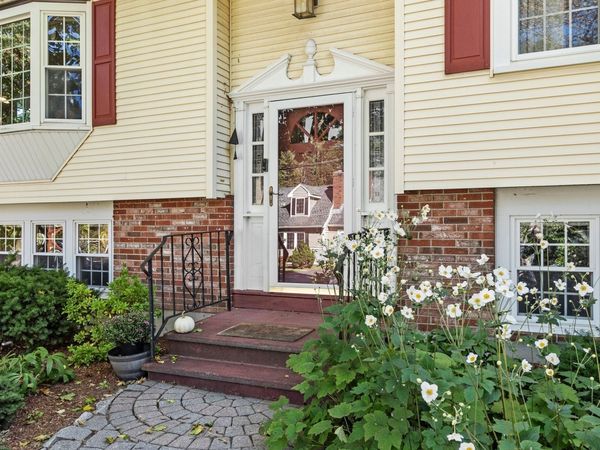 27 Third St, Maynard, MA 01754