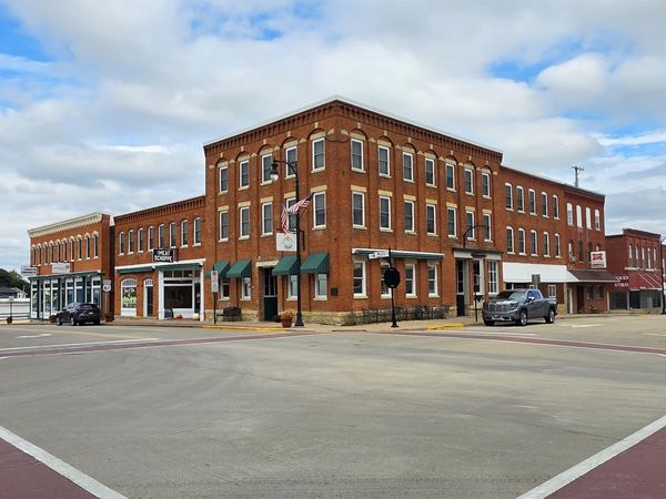 100 N Madison Street, Lancaster, WI 53813