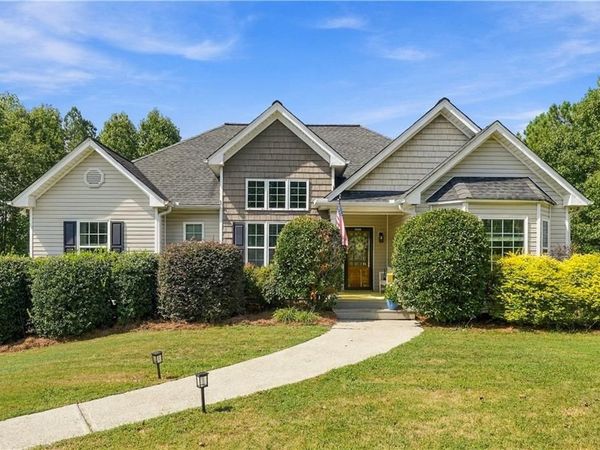 107 Nelson Ridge Drive , Ball Ground, GA 30107