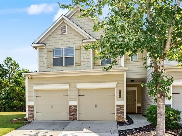 3398 Castleberry Village Circle, Cumming, GA 30040