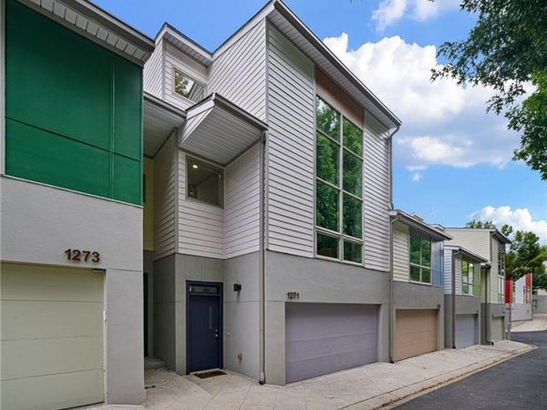 1271 Eames Green NW, Atlanta, GA 30318