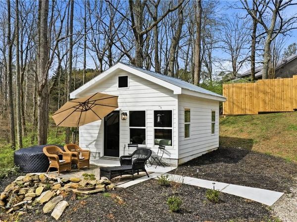 710 Lumber Company Road , Talking Rock, GA 30175